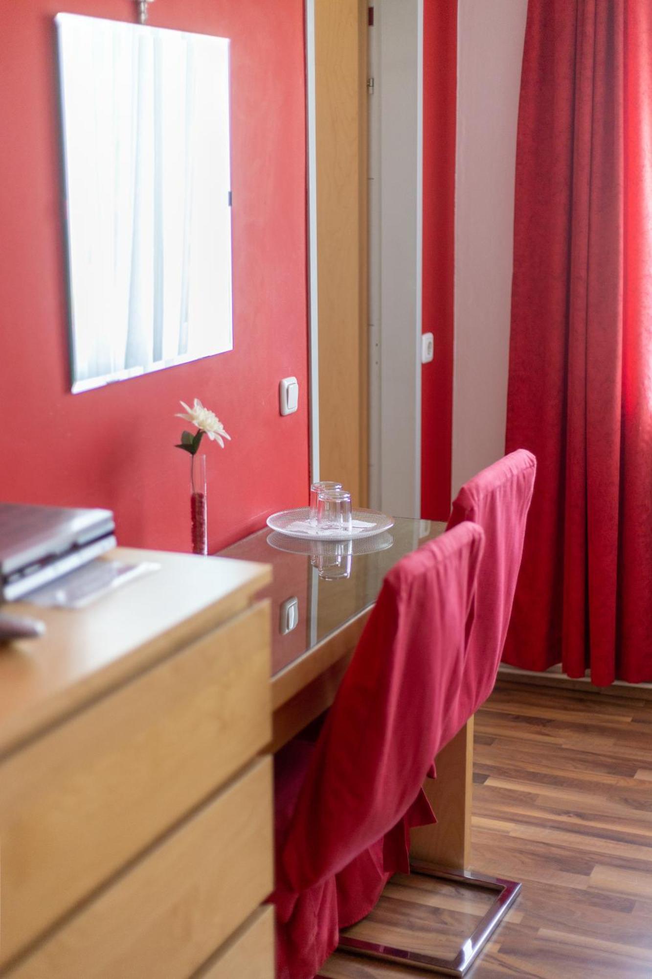 Wohlfuehlwelt Riegler Bed & Breakfast Allentsteig Luaran gambar